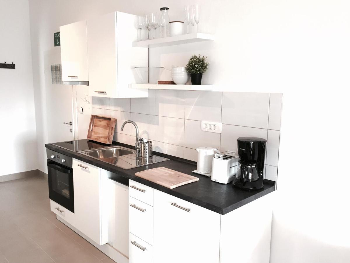 Apartmani Zivaljic Trogir Exterior photo