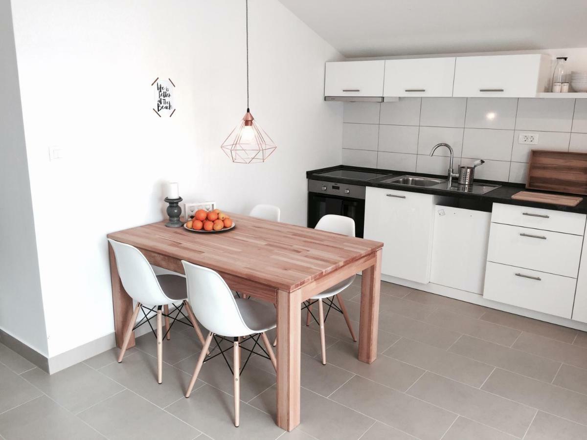 Apartmani Zivaljic Trogir Exterior photo