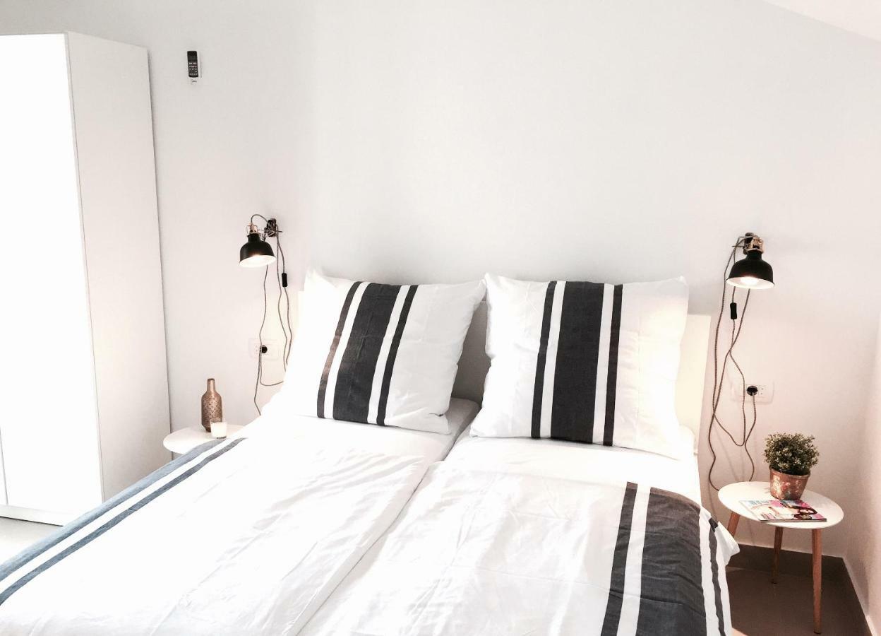 Apartmani Zivaljic Trogir Exterior photo