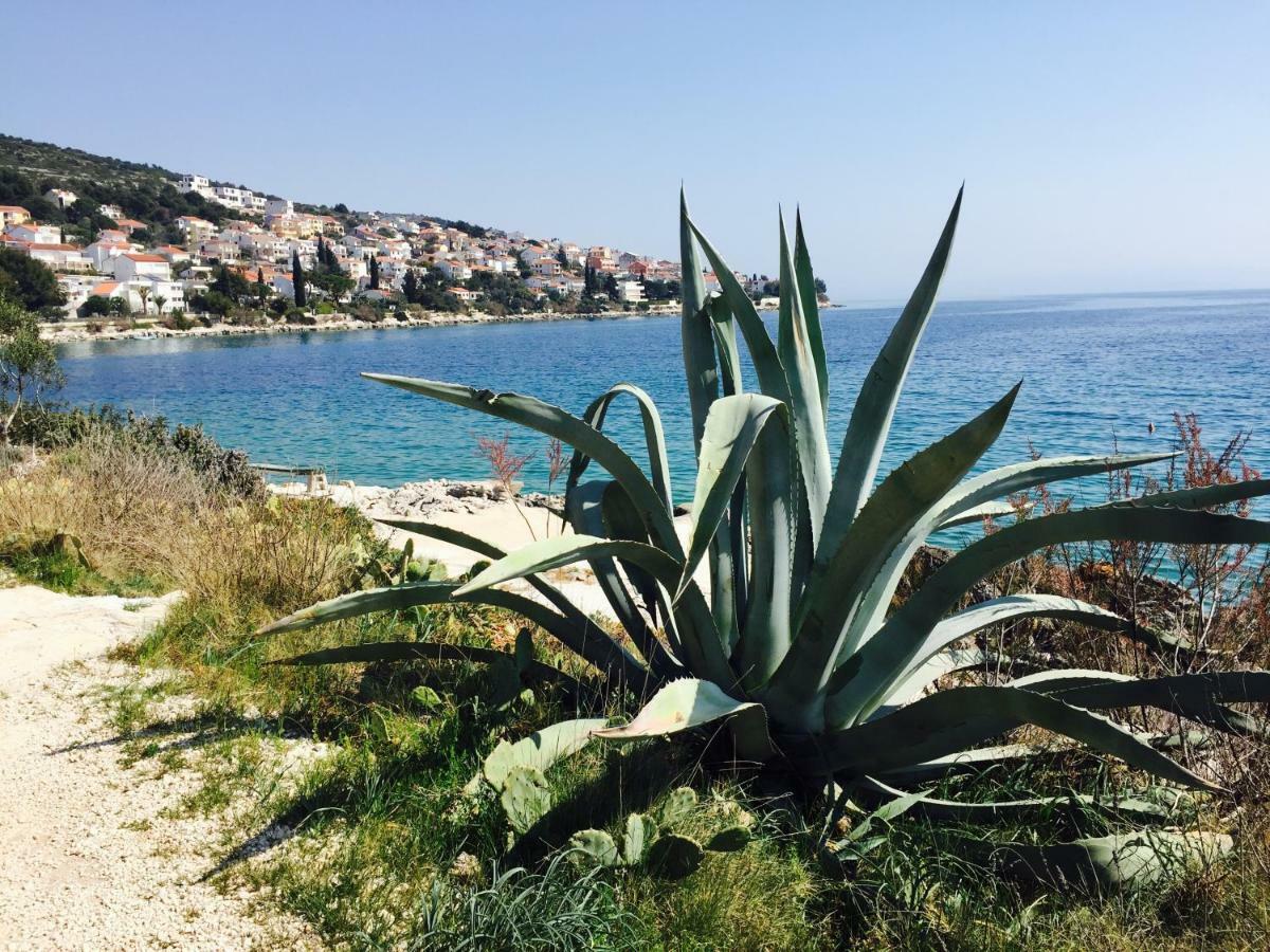 Apartmani Zivaljic Trogir Exterior photo